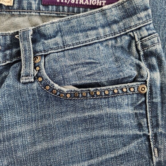 Vigoss Fit/Straight Leg Light Wash Blue Studded Jeans - Picture 6 of 11